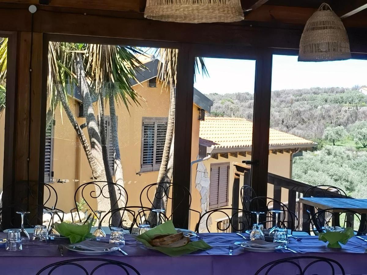 La Corte Degli Ulivi - Albergo Rurale Tresnuraghes Exterior foto