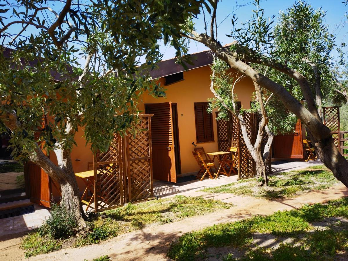 La Corte Degli Ulivi - Albergo Rurale Tresnuraghes Exterior foto